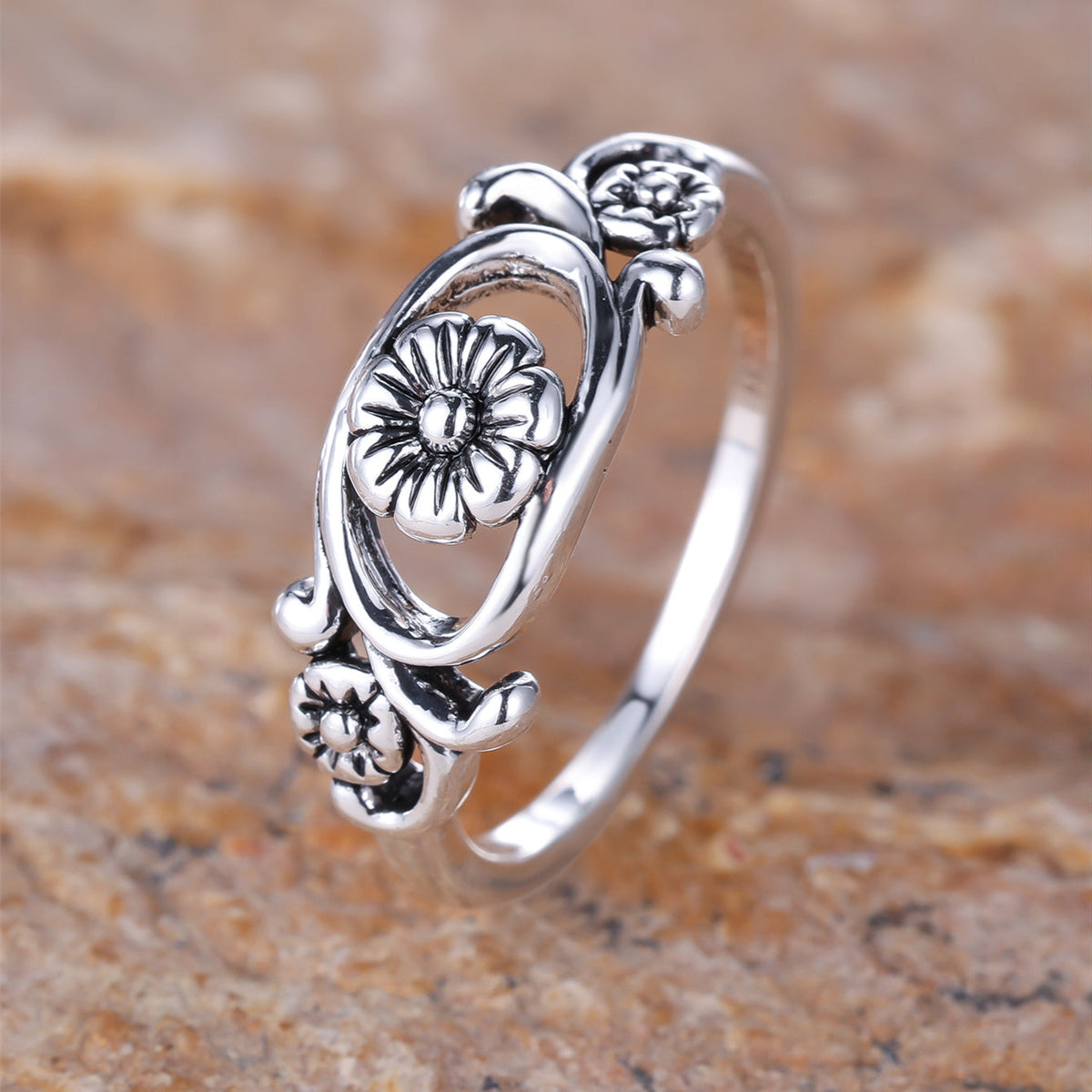 Vintage bohemien verzilverde bloemring