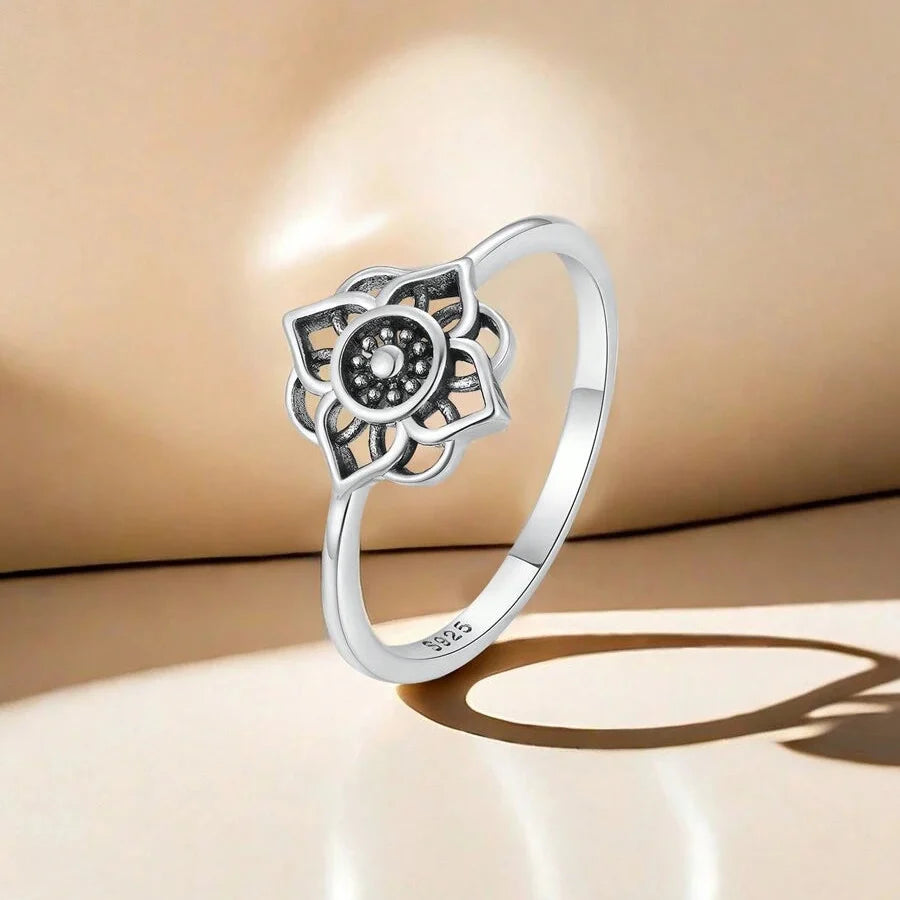 Elegante vintage zilverkleurige lotusbloem ring