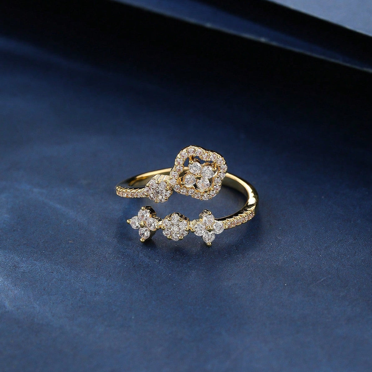 Elegante klassieke mini wikkelring met zirkonia ingelegde bloem