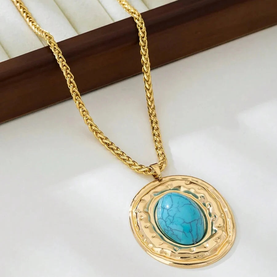 Vintage Snake Skin Chain Oval Faux Turquoise Pendant Necklace