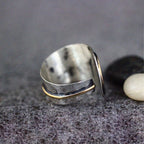 Bohemien metalen zilver- en goudkleurige swirl ronde brede open ring
