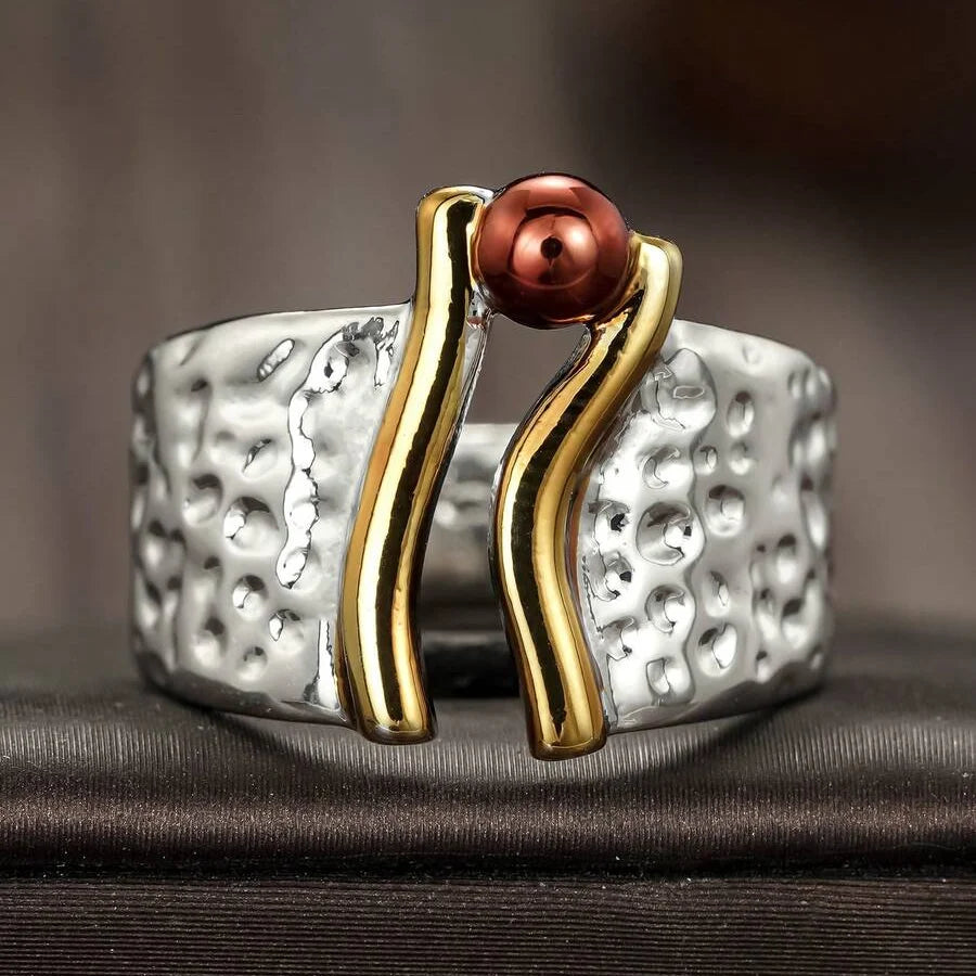 Elegante tweekleurige handgemaakte brede ring van gemengde metalen