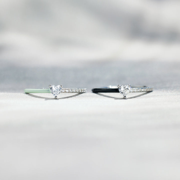 Timeless Heart-Cut Half Enamel Ring