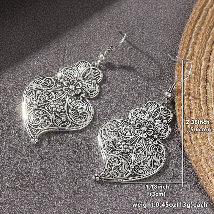 Elegant Filigree Heart Design Charming Maxi Hook Earrings