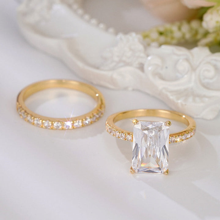 Elegant 2-Piece Classic Zirconia Ring Engagement & Wedding Band Set