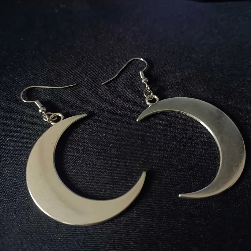 Vintage Retro Silver Plated Moon Design Drop Earrings
