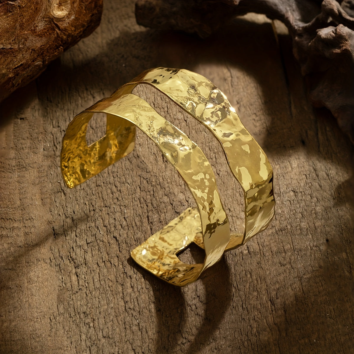 Punk metalen gehamerde geometrische open armband