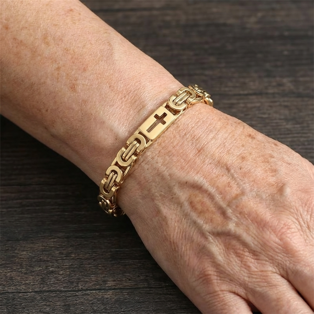 Brede goudkleurige armband met Byzantijnse schakel