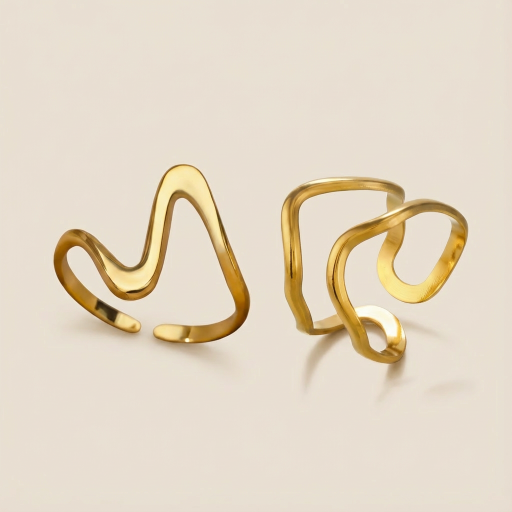 Minimalistische verstelbare goudkleurige ringenset in golfstijl