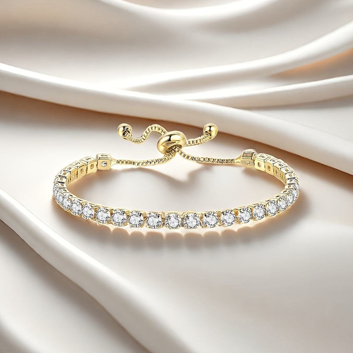 Elegante vergulde verstelbare tennisarmband met zirkonia diamant