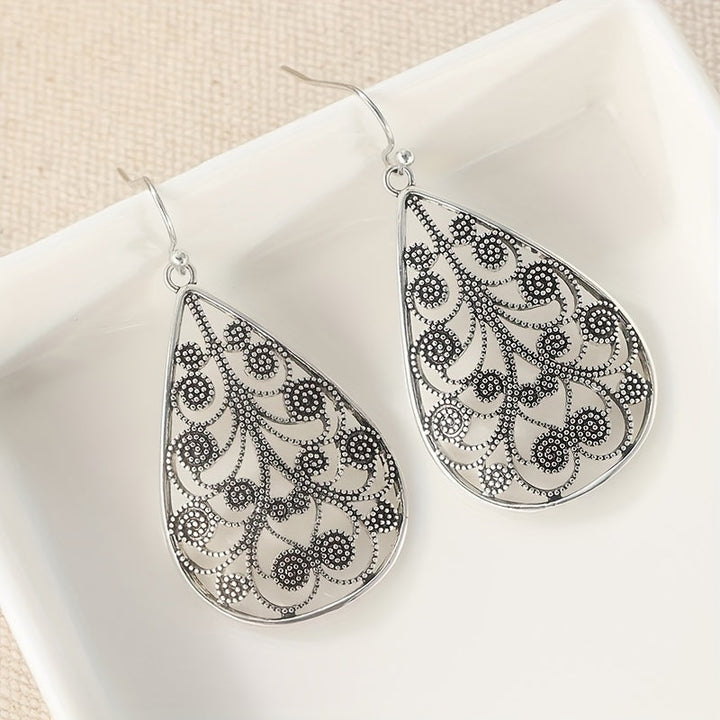 Elegant Retro Teardrop Ethnic Style Threaded Print Earrings