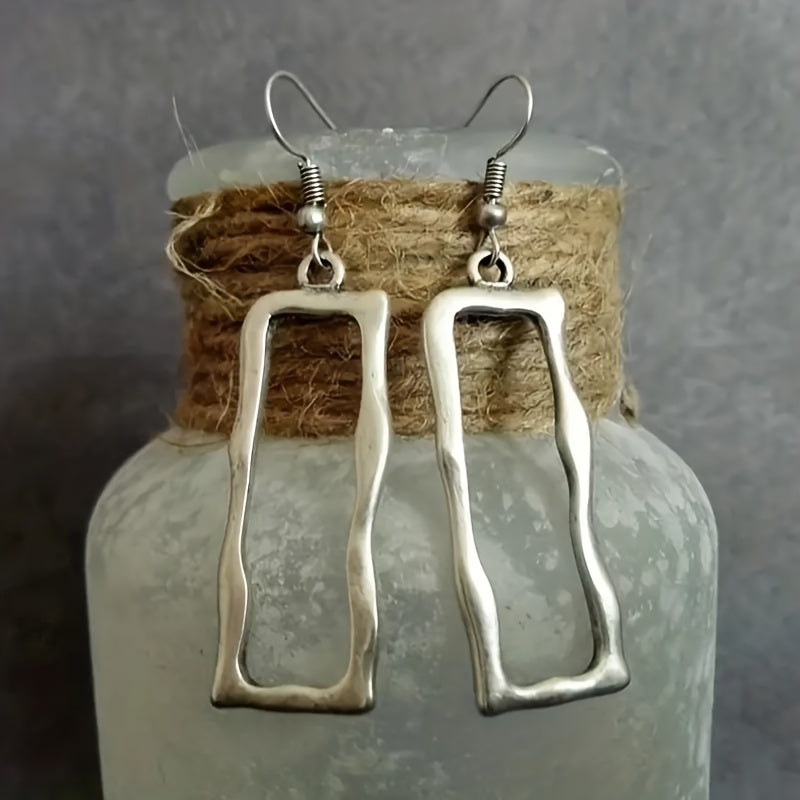 Vintage gotische opengewerkte geometrische oorhangers met lange staaf