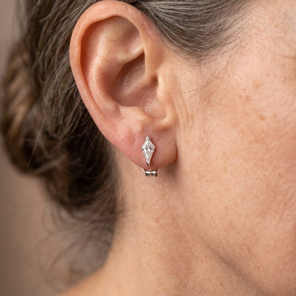 Oorknopjes met kite geslepen diamant