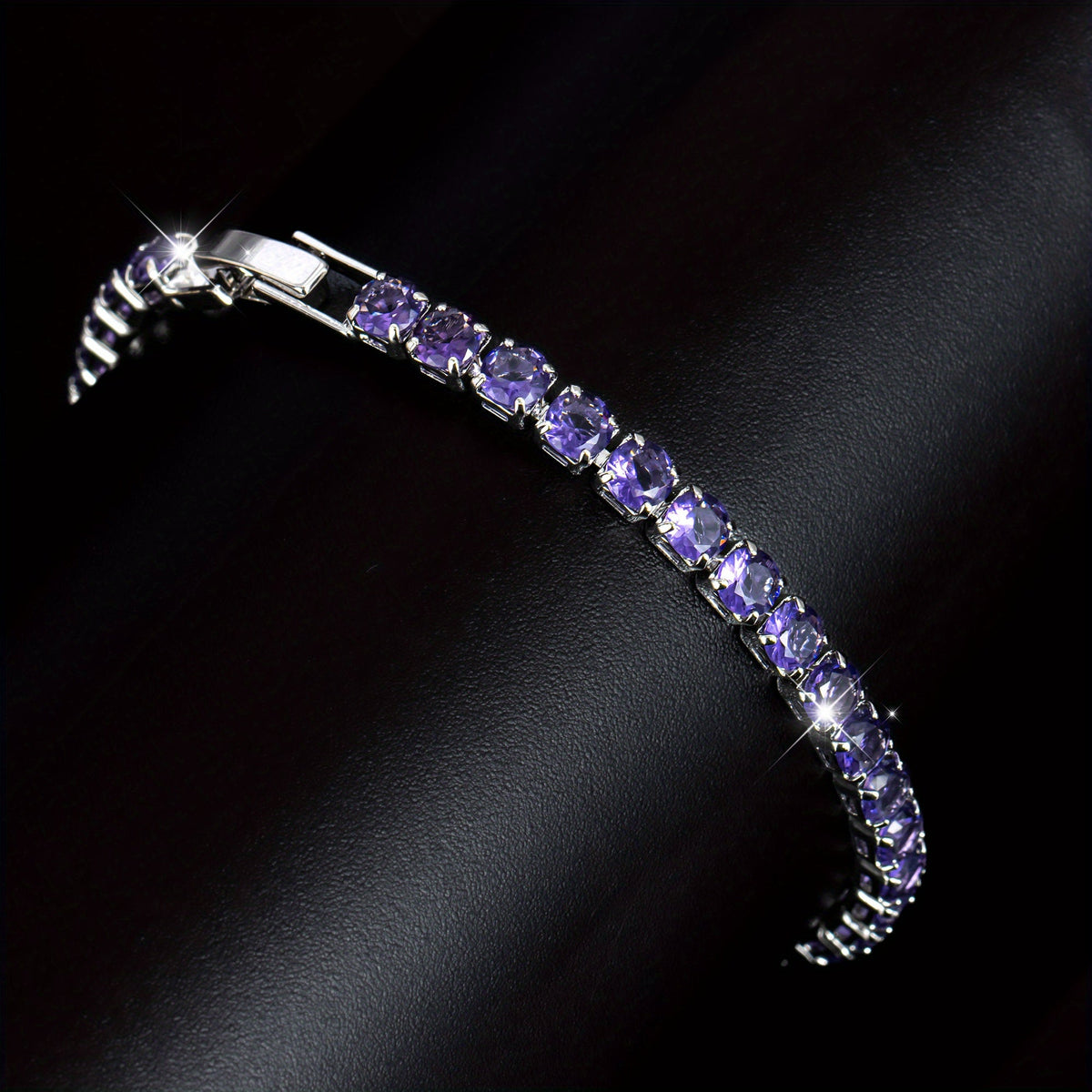 Elegante boho tennisarmband met paarse zirkonia kristallen