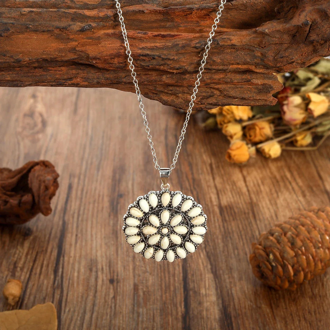 Vintage Round Turquoise Cluster Pendant Necklace