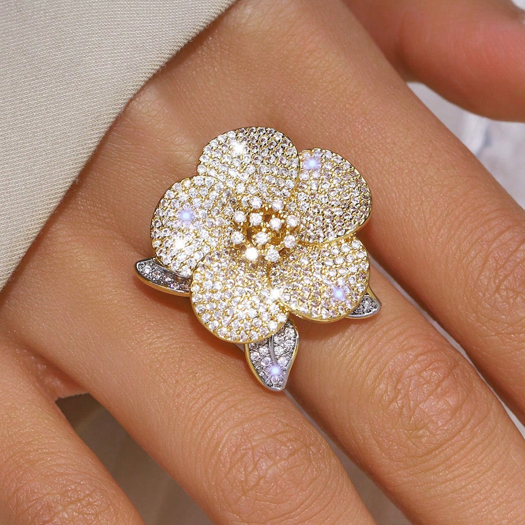 Elegant Vintage Style Silver Plated Floral Diamond Ring