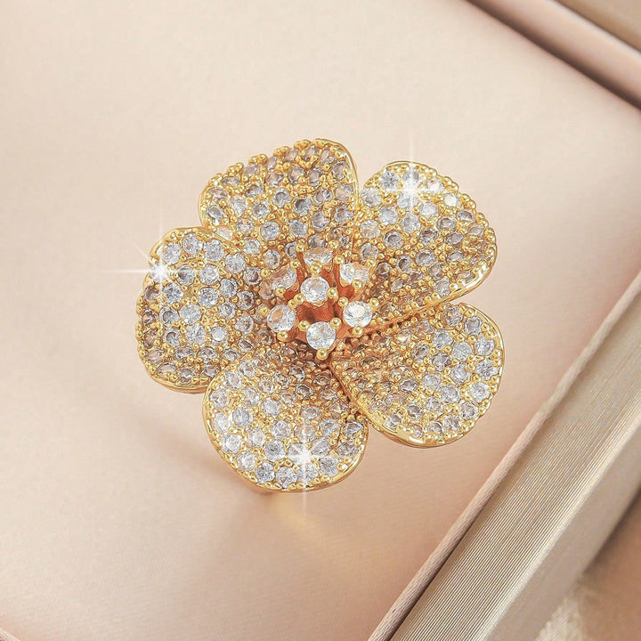 Elegant Vintage Style Silver Plated Floral Diamond Ring