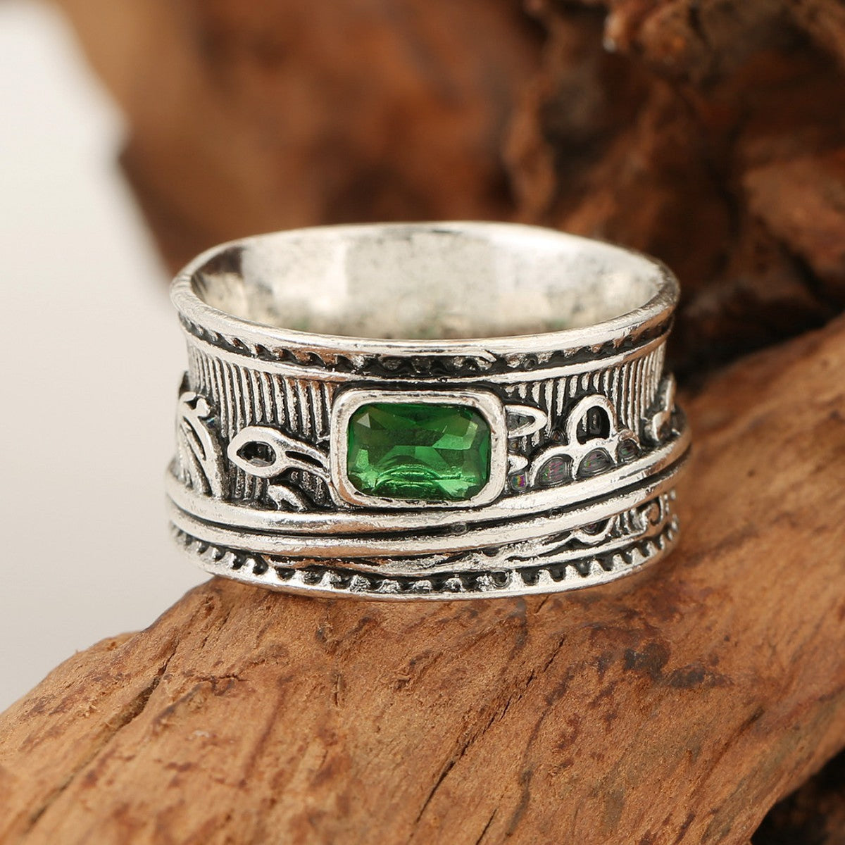 Vintage bohemien verzilverde brede ring met zirkonia