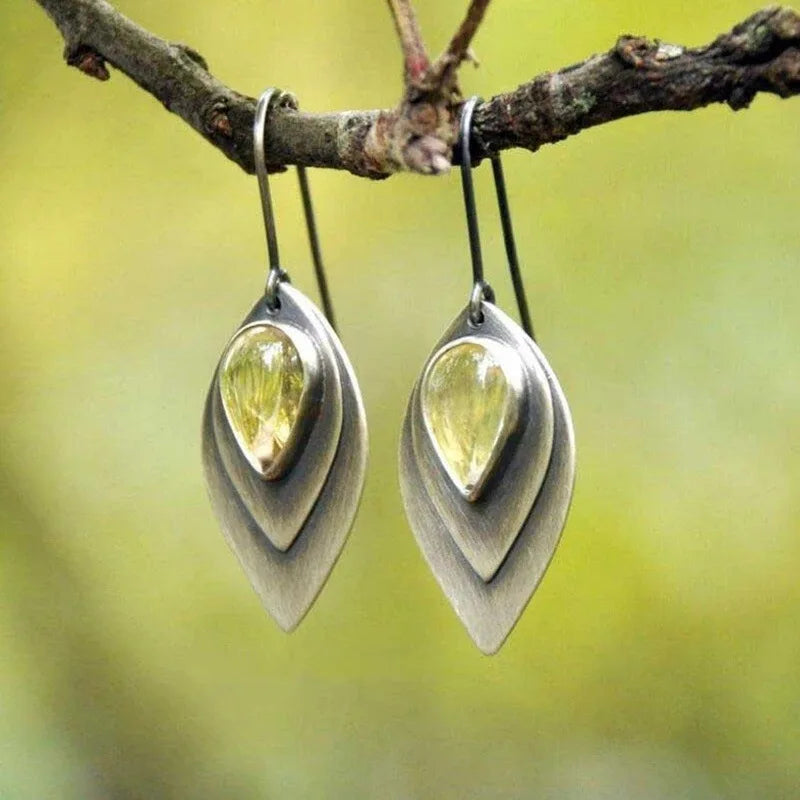 Sterling zilveren amber druppelvormige oorhangers