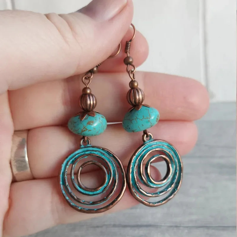 Rustieke patina spiraal oorbellen