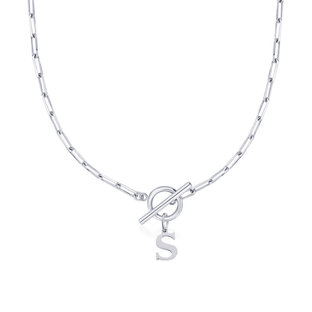 Paperclip initiaal ketting met ronde knevelsluiting