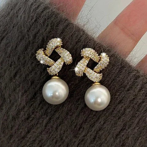 Crystal Link Pearl Drop Earrings