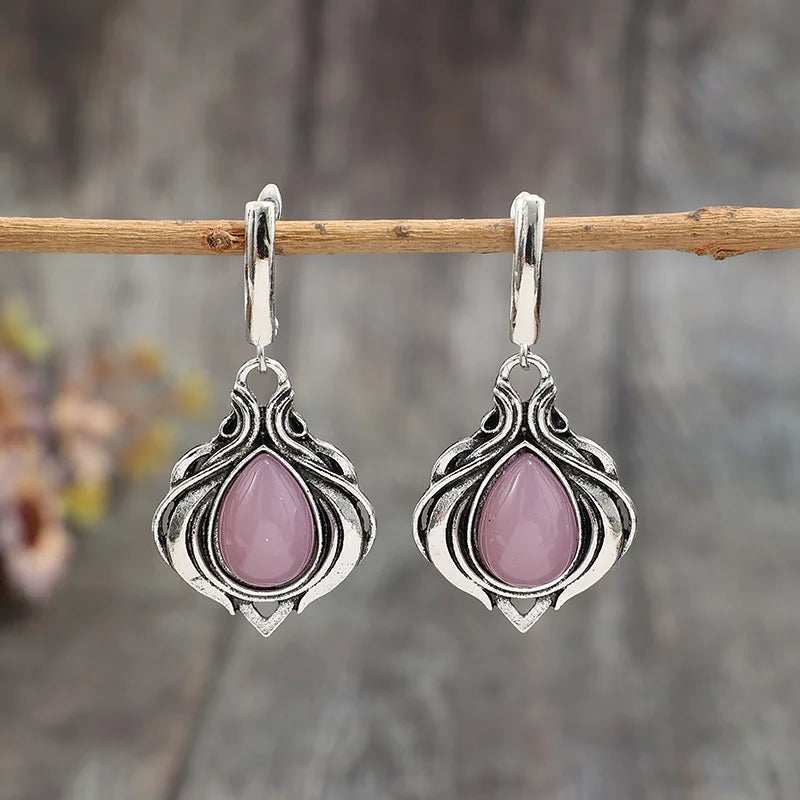 Vintage Victoriaanse druppelvormige oorbellen ingelegd met roze stenen