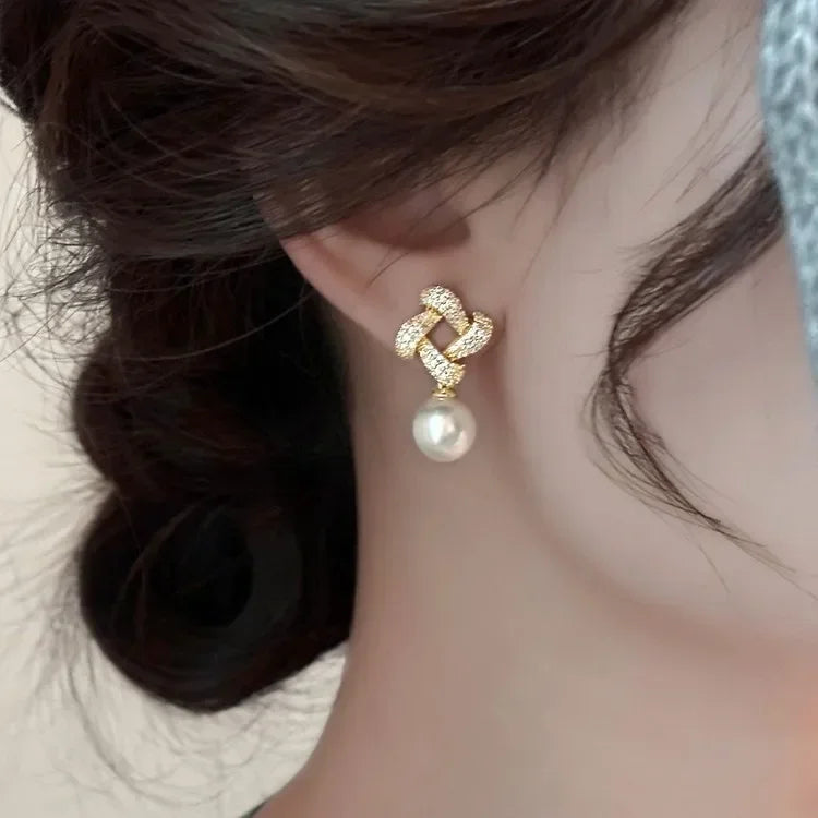 Crystal Link Pearl Drop Earrings