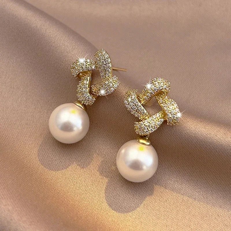 Crystal Link Pearl Drop Earrings