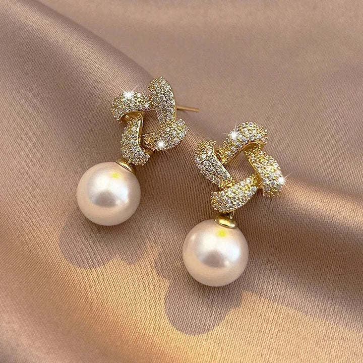 Crystal Link Pearl Drop Earrings