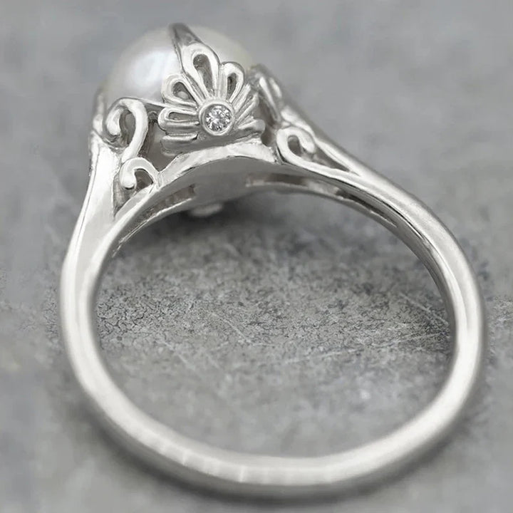 Art Deco Pearl Solitaire Gold Ring