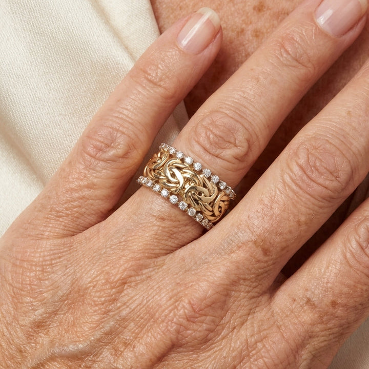 Vintage Celtic Knot Dot Zirconia Inlaid Gold Plated Band Ring