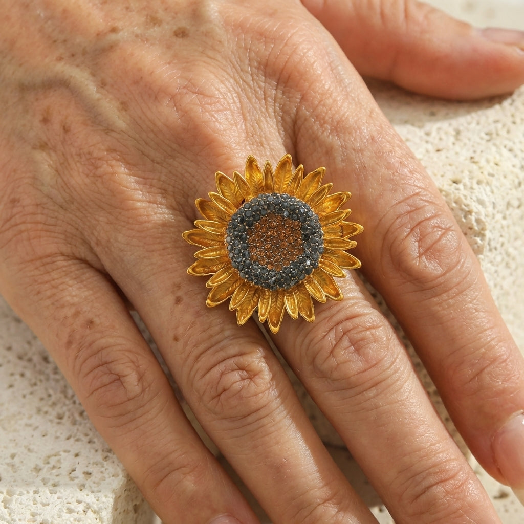 Vintage Style Cubic Zirconia Embellished Sunflower Ring