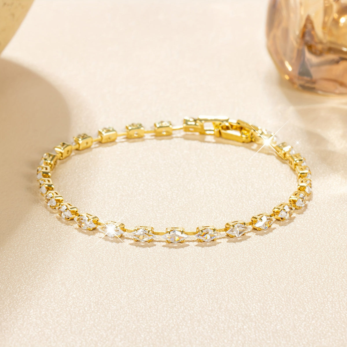 Elegante vergulde tennisarmband met zirkonia diamant