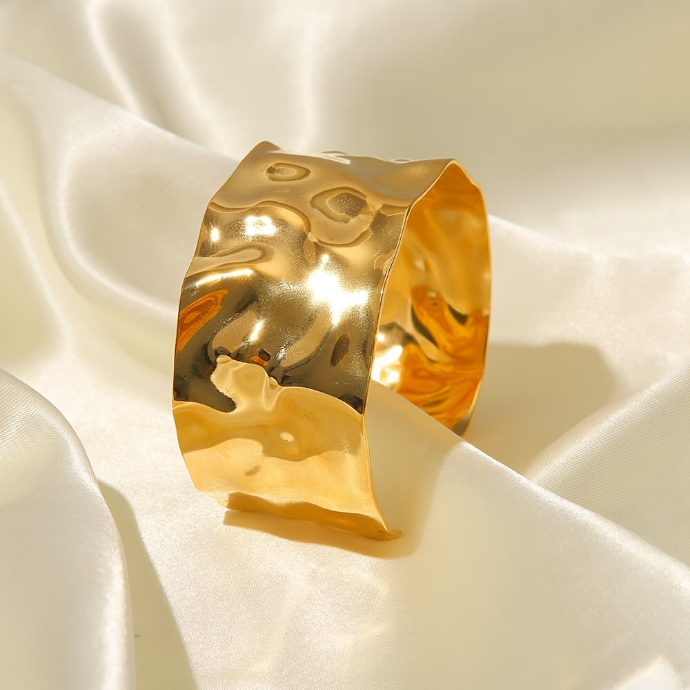 Elegante gepolijste sculpturale brede cuff armband
