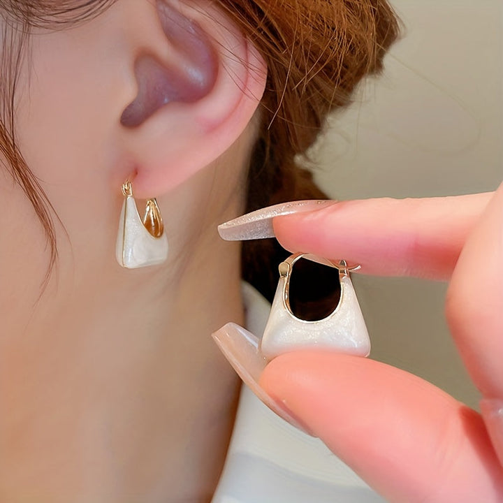 Elegant Retro Style Handbag Design Enamel Hoop Earrings