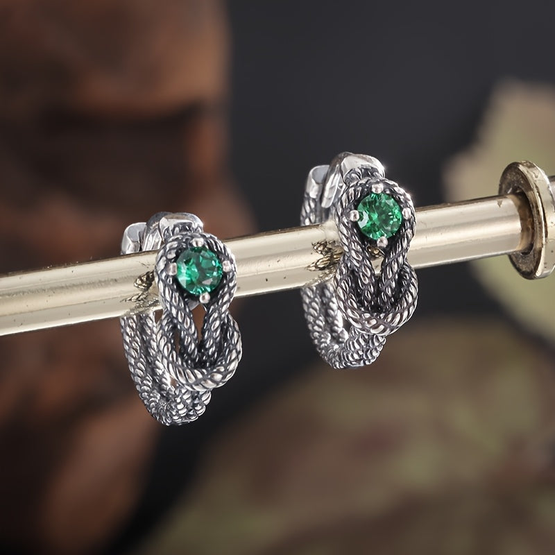 Vintage oorbellen met groene zirkonia