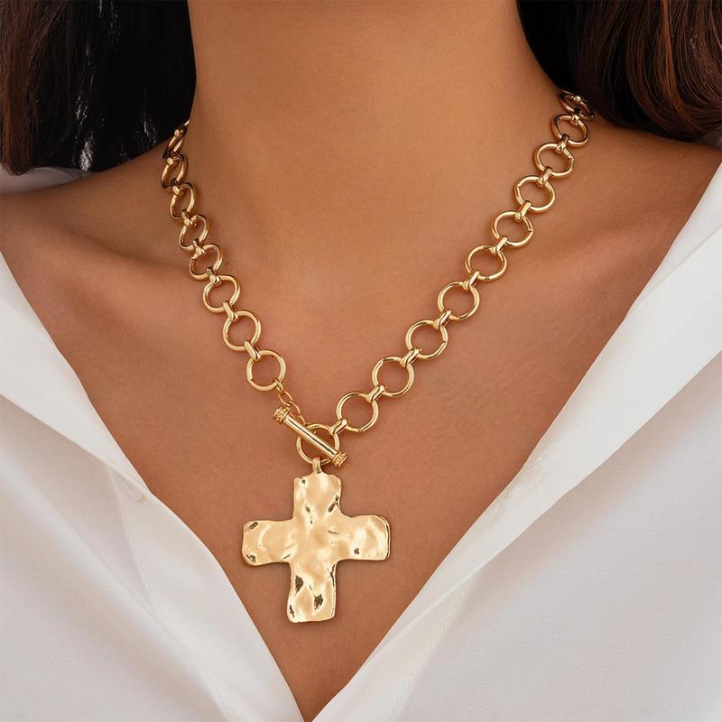 De eeuwige gehamerde ketting