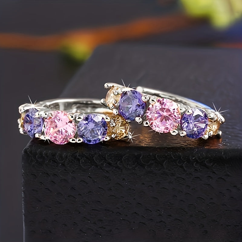 Elegante oorringen met kleurrijke zirkonia in vintage stijl