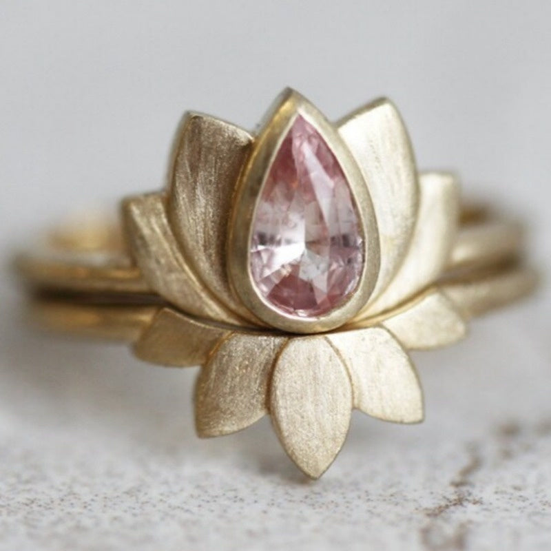 Elegante vintage lotusbloem ringenset met roze zirkonia inleg