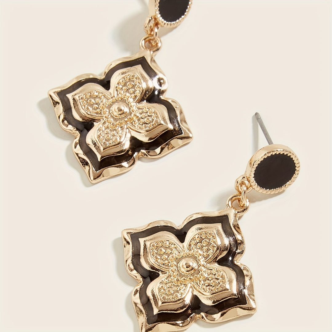 Vintage Four-Leaf Clover Flower Drop Earrings