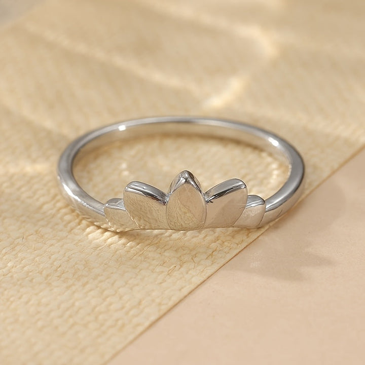 Vintage Retro Style Teardrop Zirconia Lotus Flower Ring