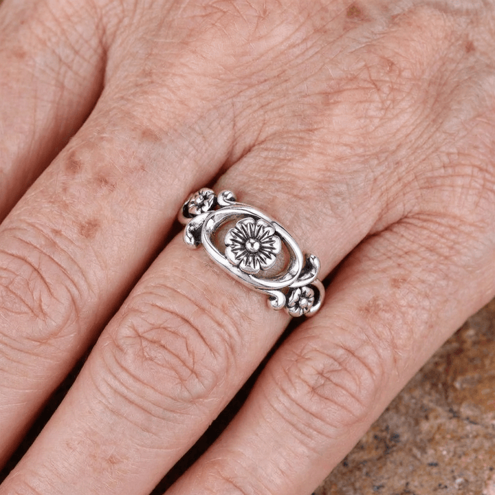 Vintage Bohemian Design Silver Plated Flower Ring