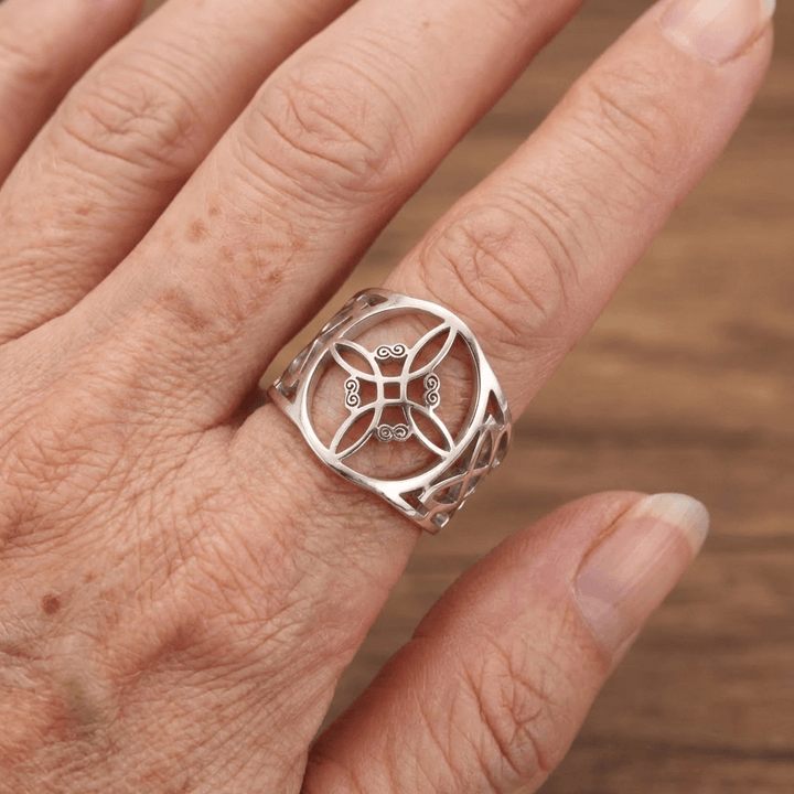 Vintage Stylish Cross Celtic Button Ring