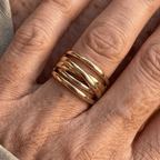 Gedraaide streng ring