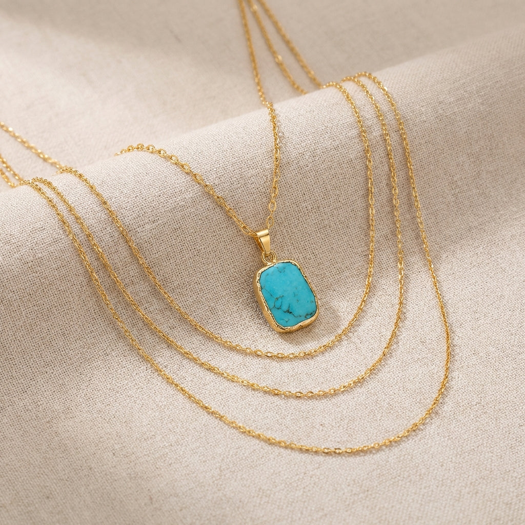 Elegante vergulde ketting met turkooizen edelsteen