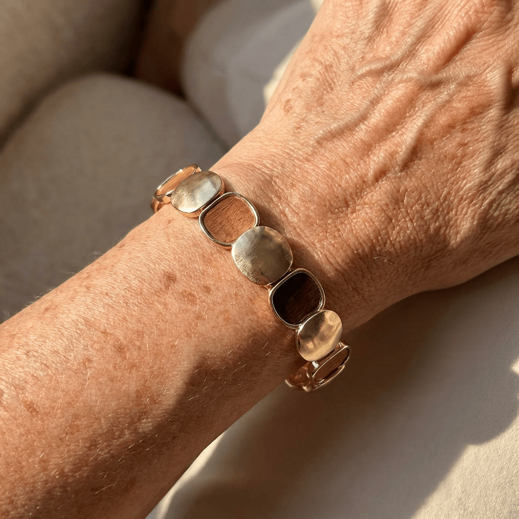 Elegante elastische armband van zinklegering met ovaal glanzend en mat ontwerp