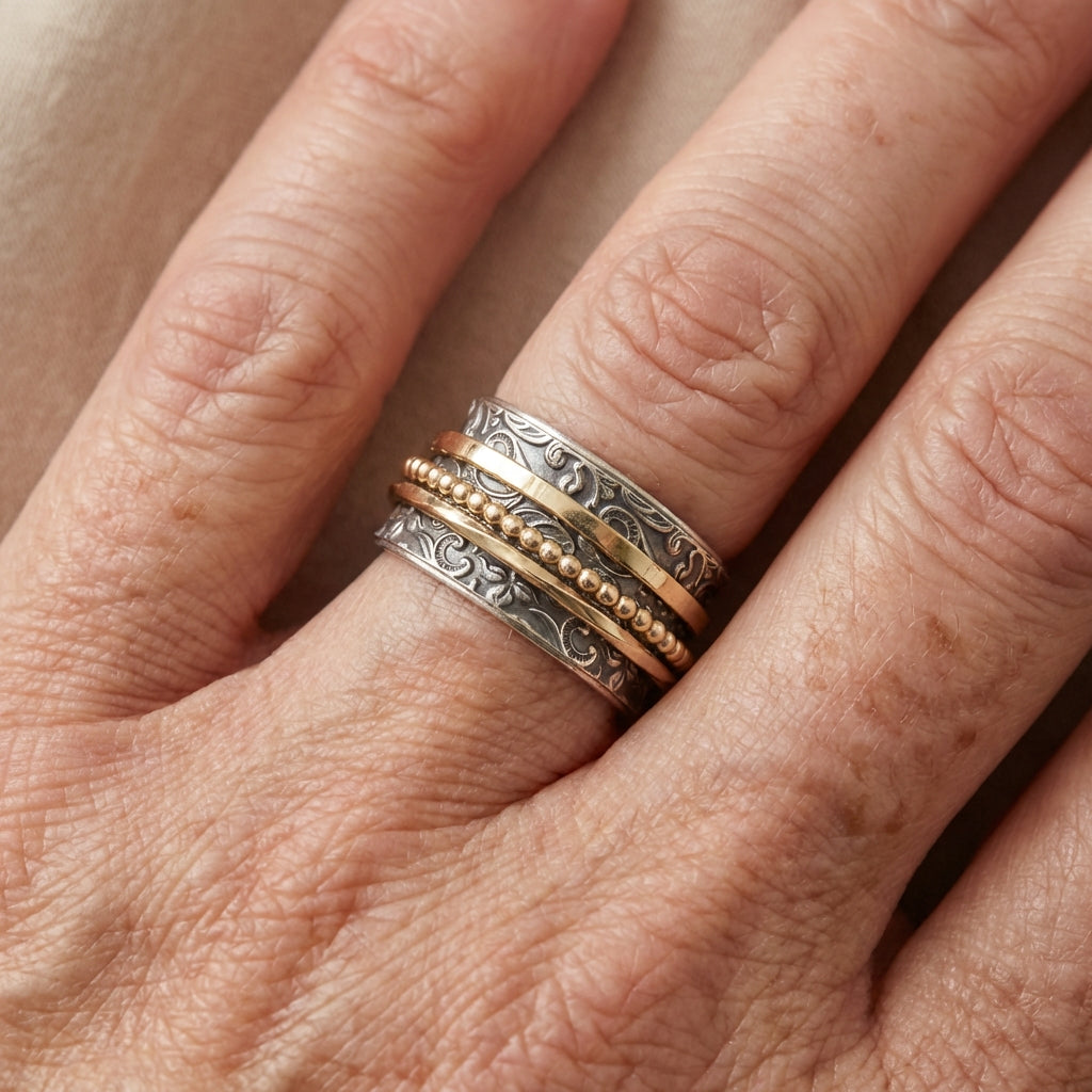 Geloof & liefde statement spinnerring van gemengd metaal