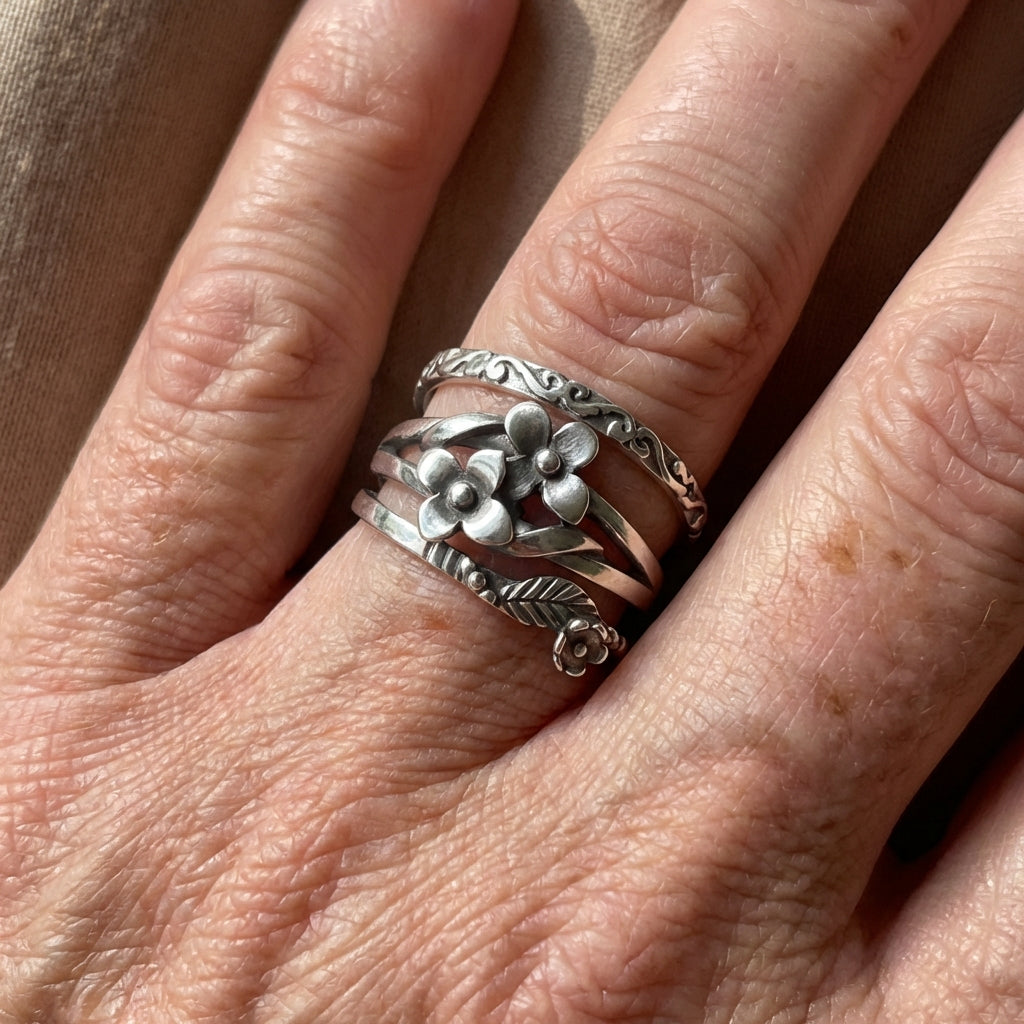 Bohemien vintage stijl verfijnde bloemenmotief ring