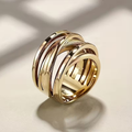 Gedraaide streng ring
